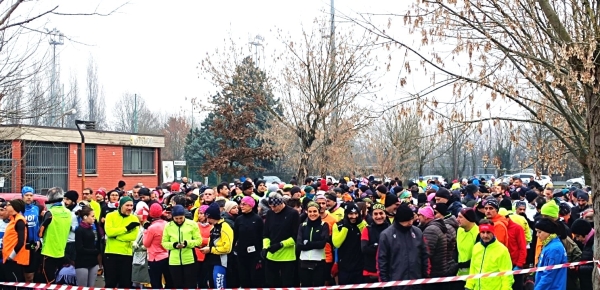 A Crevalcore la Befana con le scarpe da podista  in compagnia di camminatori e amici a quattro zampe , domenica 12 gennaio prima competitiva del nuovo anno a Mascarino di Castello D&#039;Argile