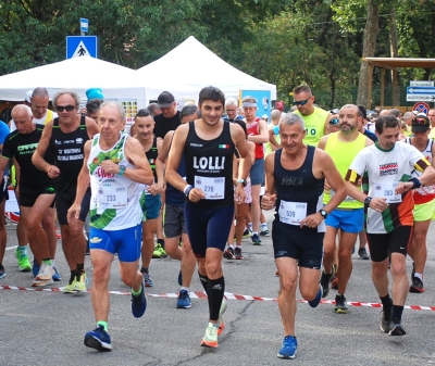 Serale a Lovoleto , ultima camminata di agosto, a Calderino podistica nella prima  domenica di settembre che precede il tris di gare a Sasso Marconi, Cento (Ferrara)  e Sasso Morelli (Imola).