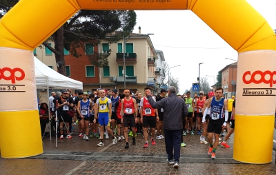 A Cento e Granarolo dell'Emilia la carica di oltre 1400 runner . Prossimi appuntamenti : San Giovanni in Persiceto e Pianoro.